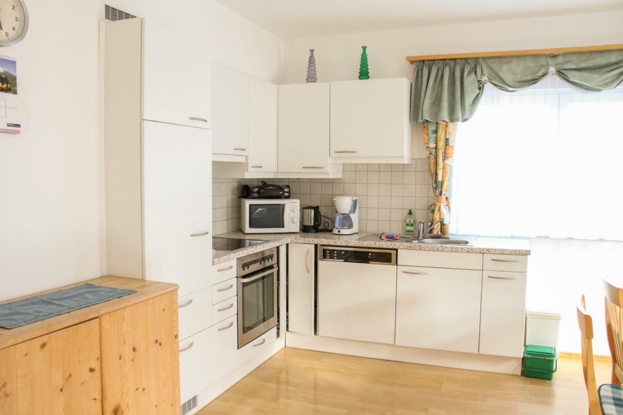 Haus Lenz Ferienwohnungen - Fam Ostermann Пухберг-ам-Шнеберг Экстерьер фото